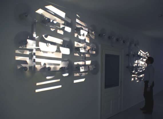 Künstler Friedrich Biedermann- Spacelens02- 2011 Installation Marcus Izmir- Gesamtansicht1